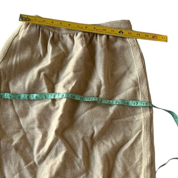 Dalton Vintage Wool and Camel Hair Tan Skirt - Picture 3 of 7